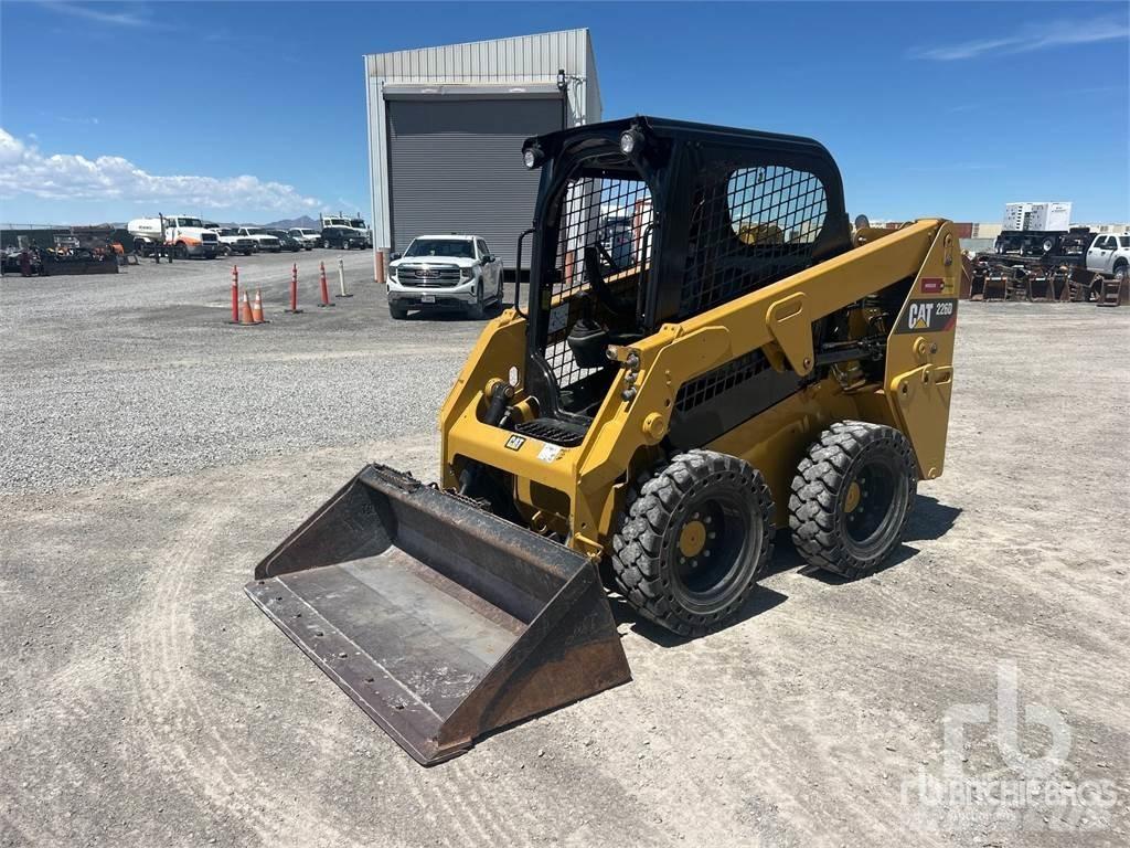 CAT 226D Kompaktlader