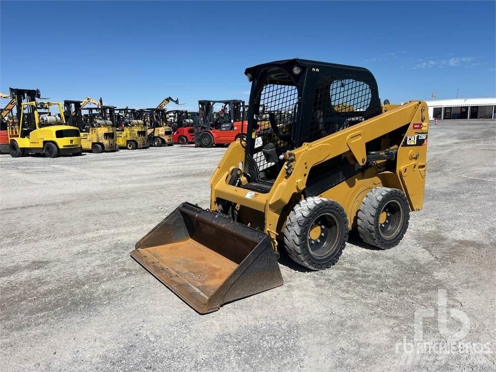 CAT 226D C1-H2 Kompaktlader