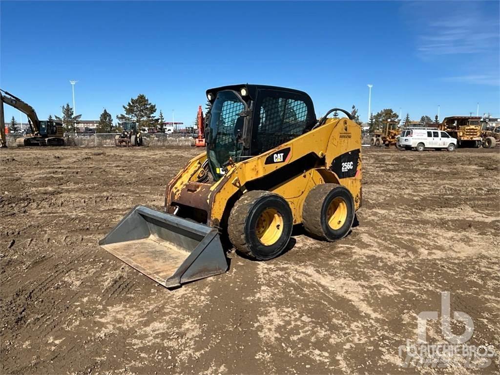 CAT 256C Kompaktlader