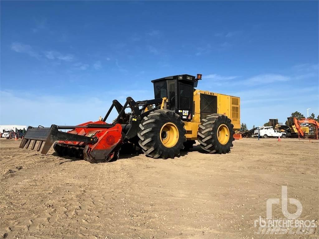 CAT 586C Forstmulcher