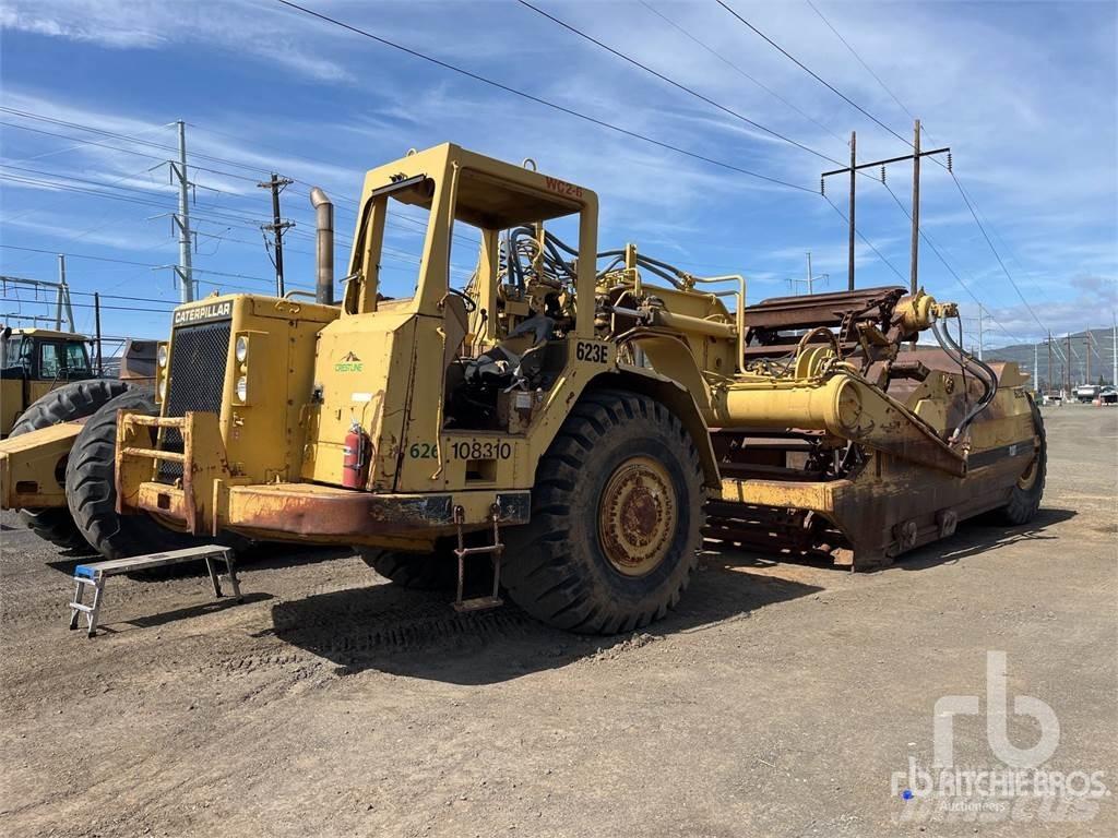CAT 623E Schaber