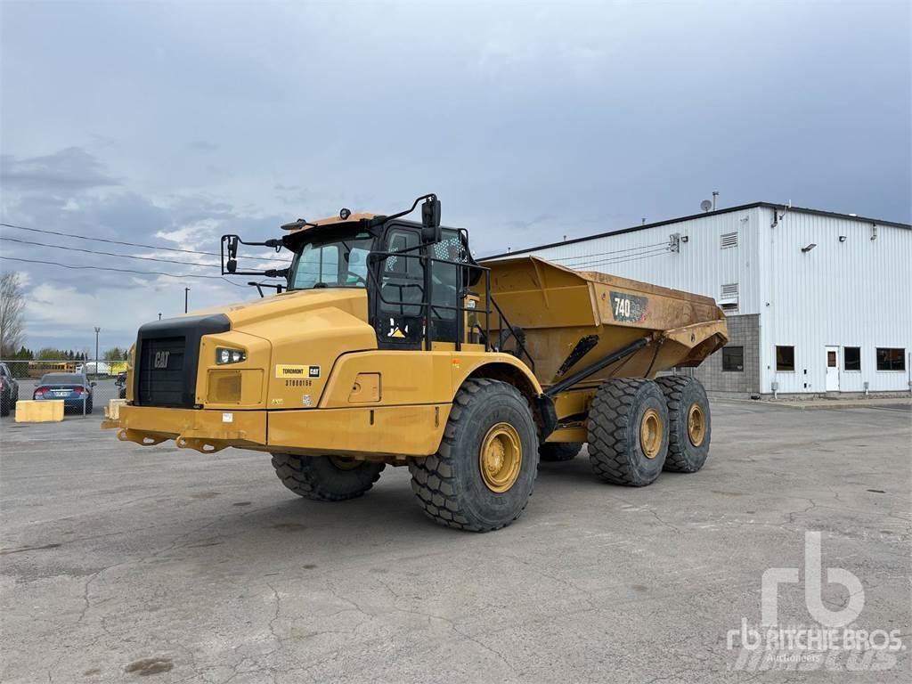 CAT 740GC Dumper - Knickgelenk