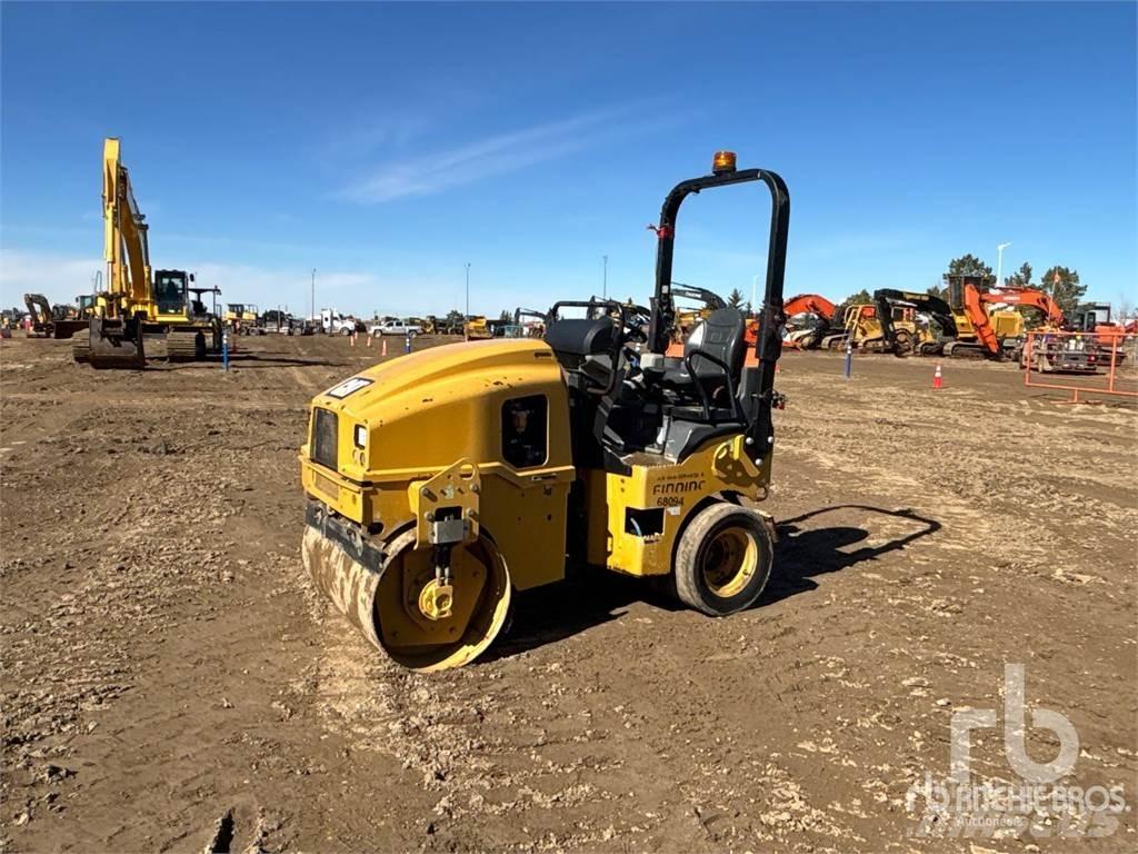 CAT CC24B Tandemwalzen