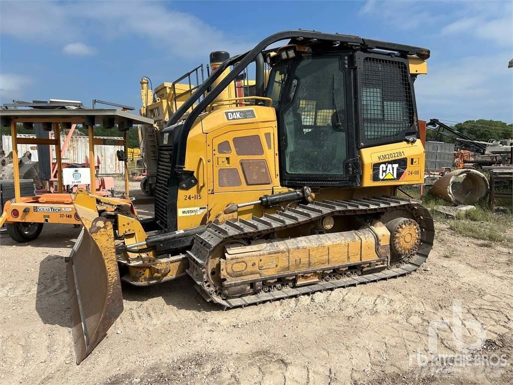 CAT D4K2XL Bulldozer