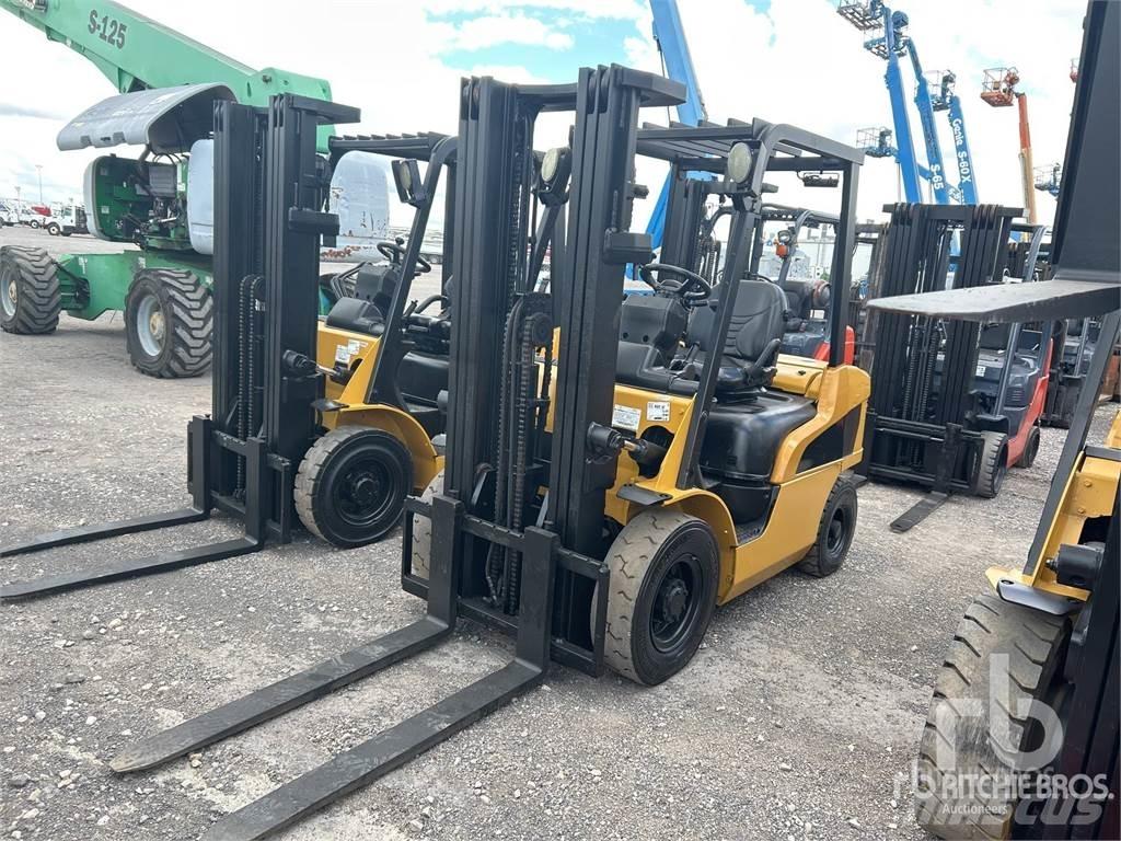 CAT DP25N Diesel Stapler