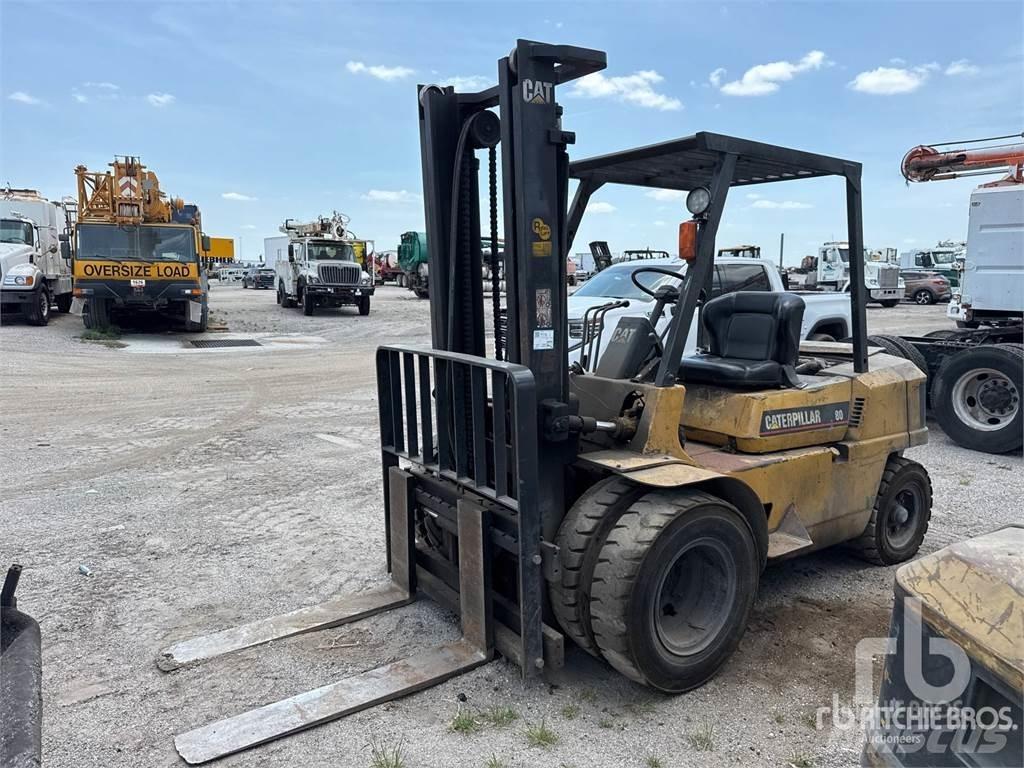 CAT DP40 Diesel Stapler
