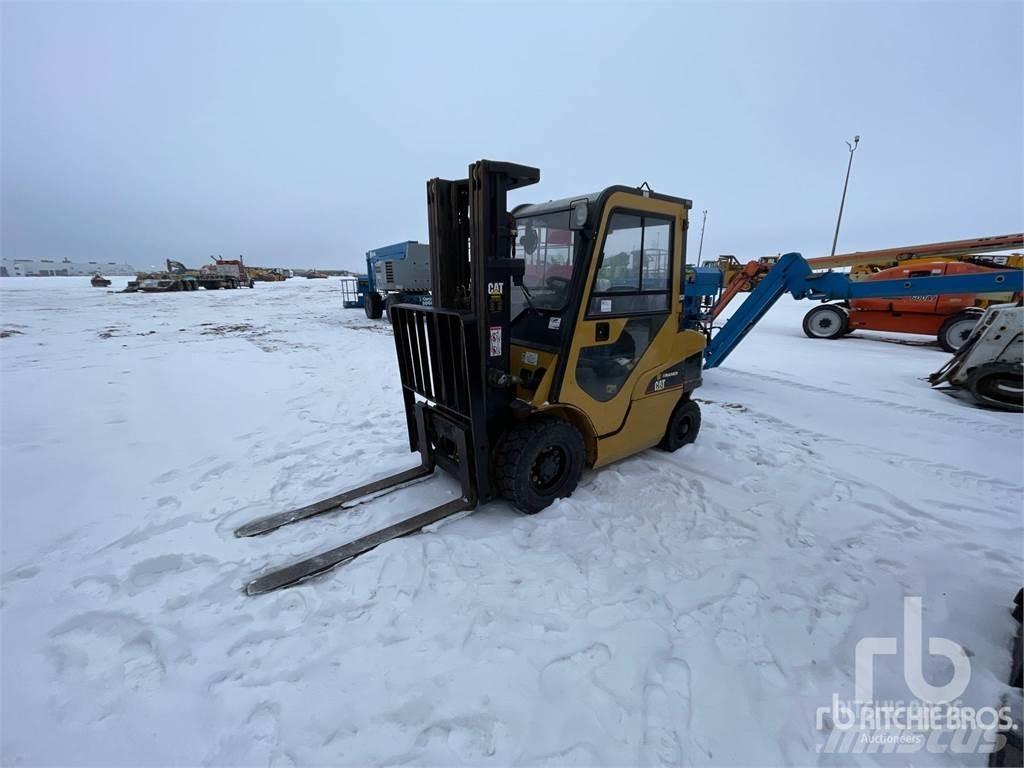 CAT P5000 Diesel Stapler