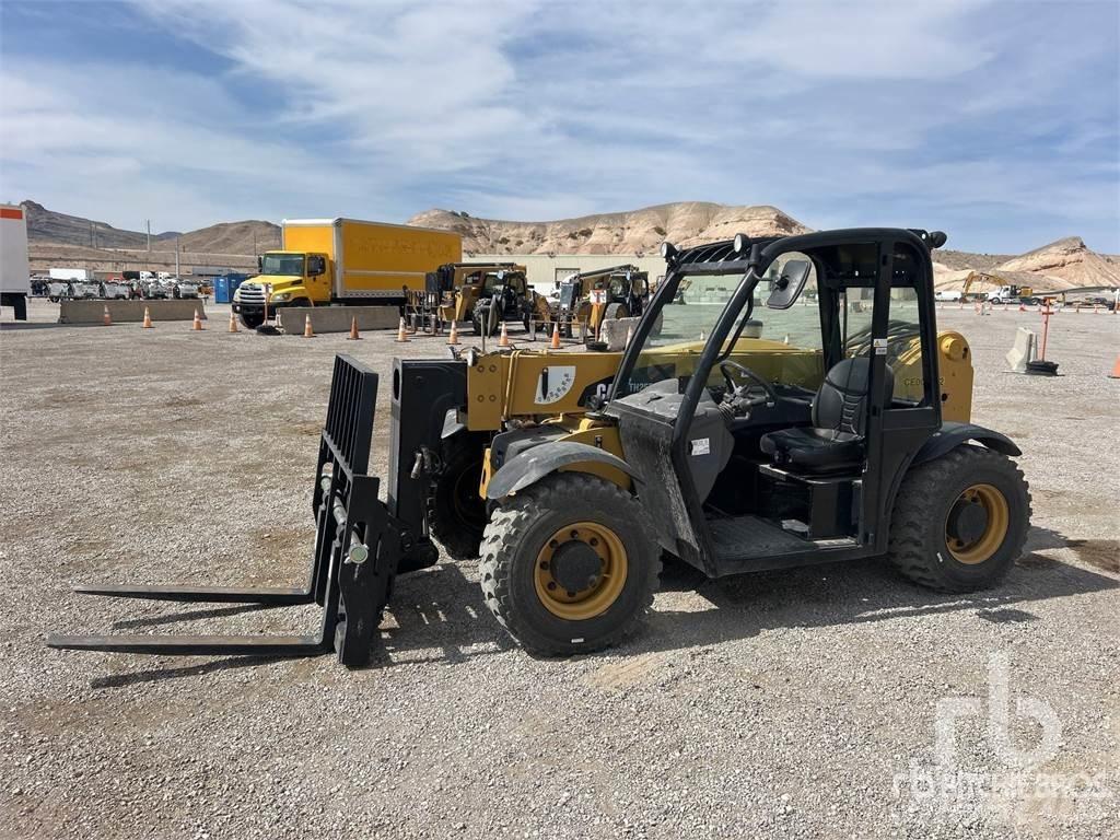 CAT TH255C Teleskoplader