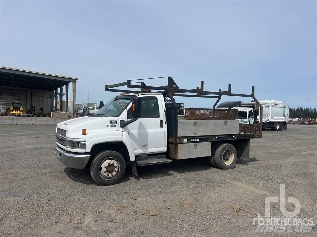 Chevrolet C4500 Pritschenwagen/Pritschenwagen mit Seitenklappe