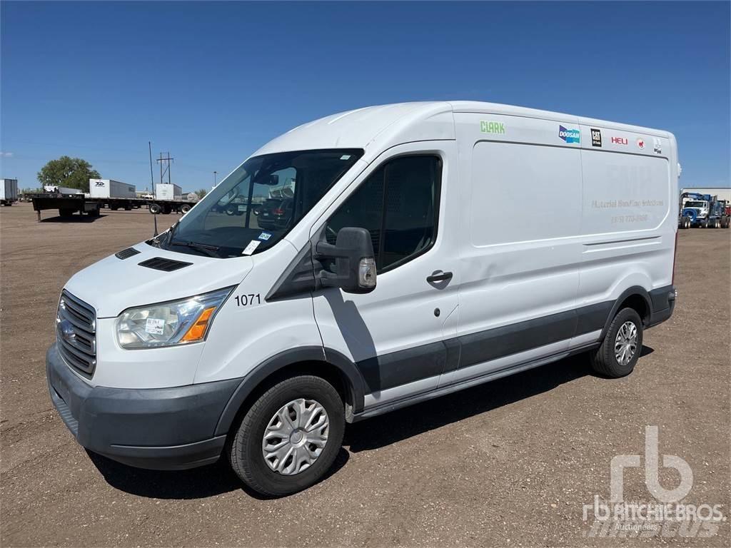 Ford E-350 Kühlkoffer