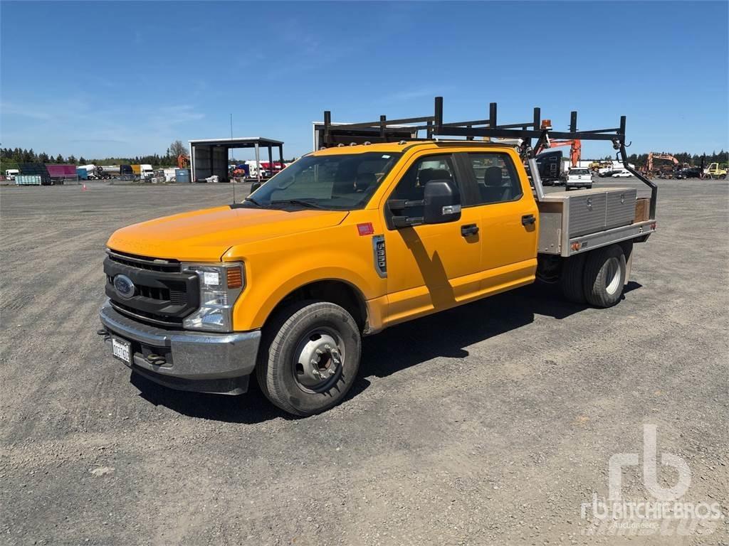 Ford F-350 Pritschenwagen/Pritschenwagen mit Seitenklappe