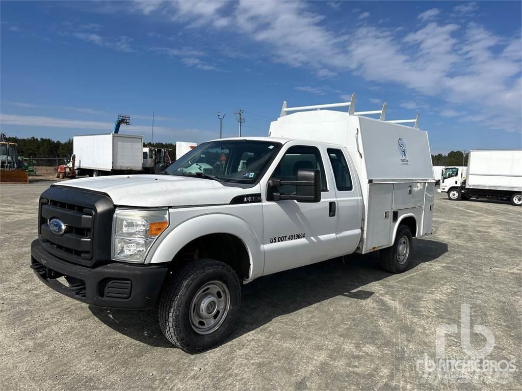 Ford F-350 Kommunal-Sonderfahrzeuge