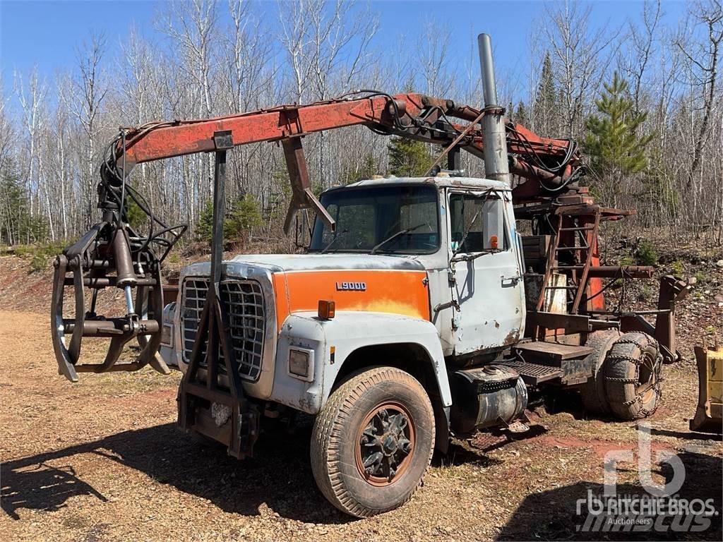Ford LTS9000 Holzfahrzeuge