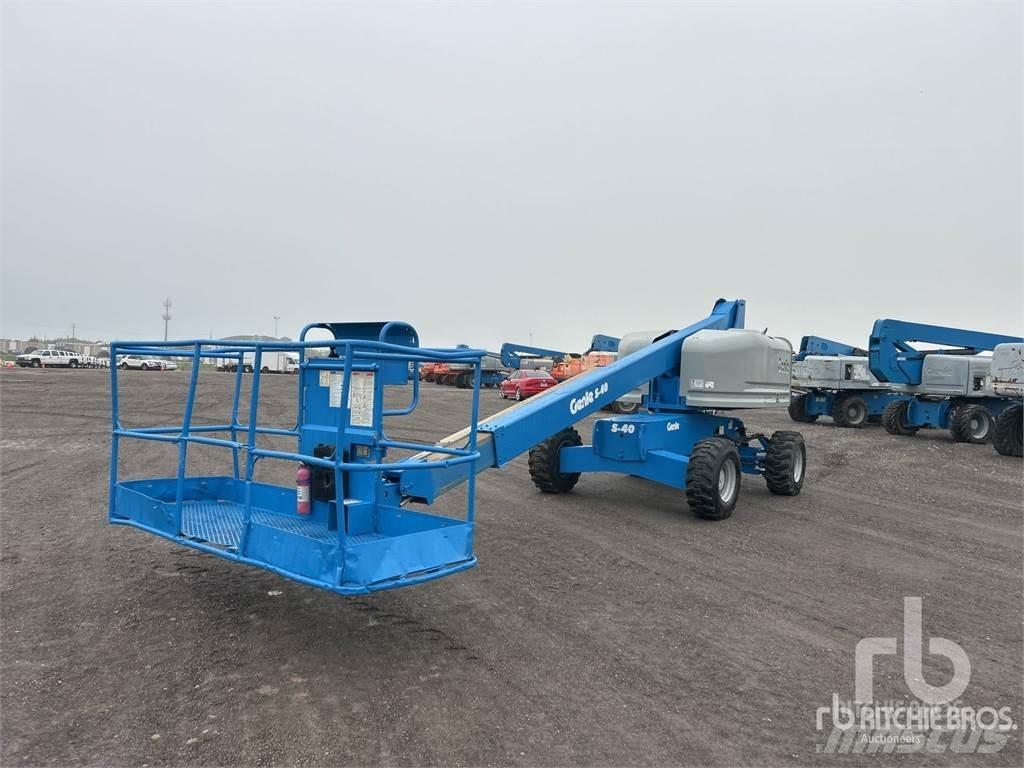 Genie S-40 Gelenkteleskoparbeitsbühnen