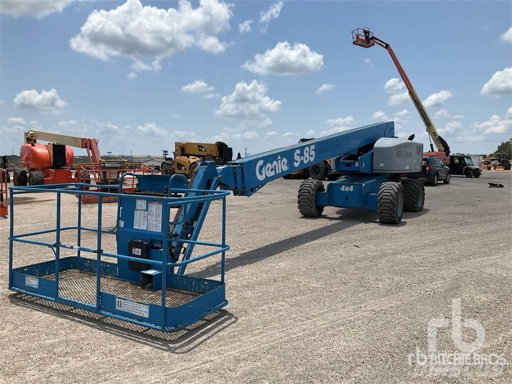 Genie S85 Gelenkteleskoparbeitsbühnen