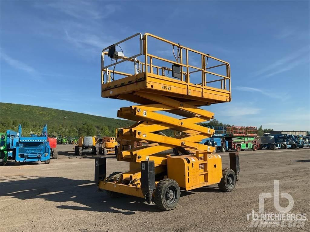 Haulotte UH15SX Scheren-Arbeitsbühnen