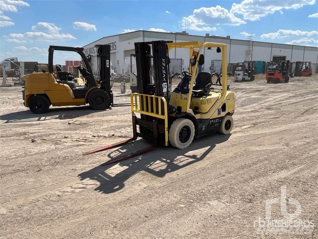 Hyster H50UT Diesel Stapler