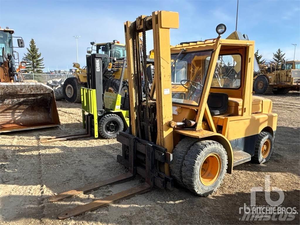 Hyster H90C Diesel Stapler