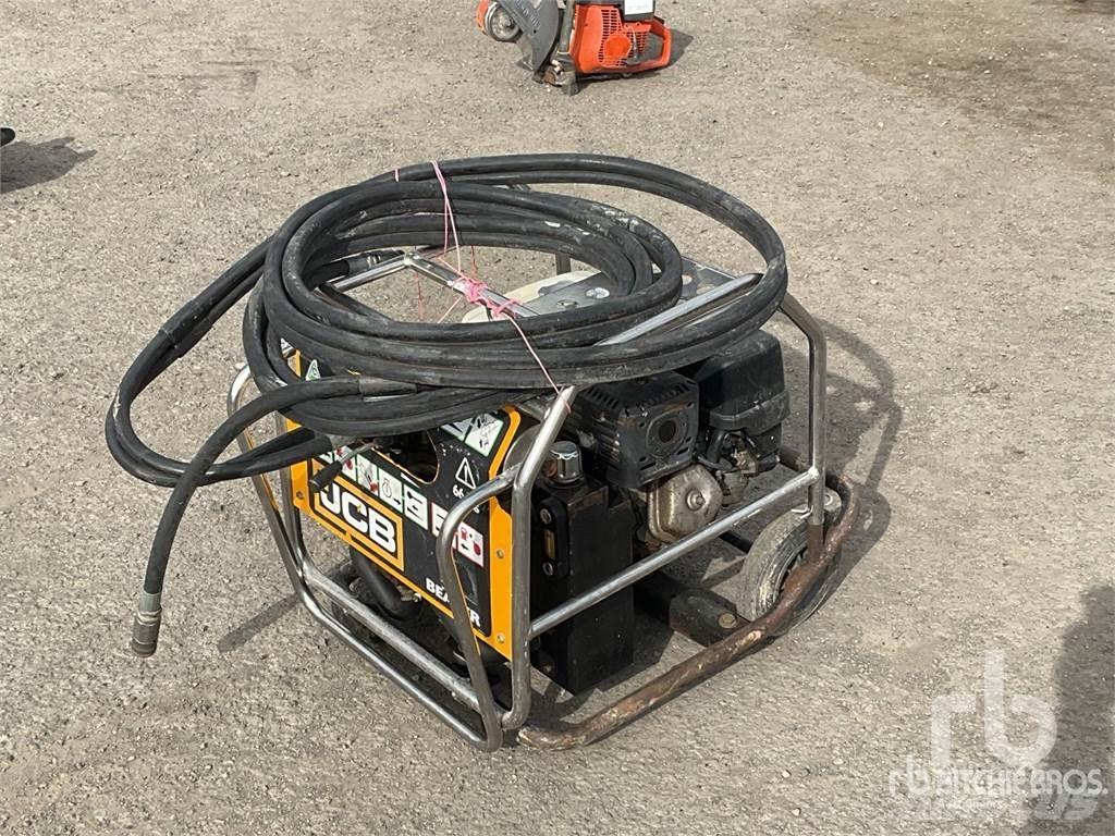 JCB BEAVER Tieflader-Auflieger