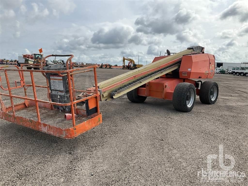 JLG 600S Gelenkteleskoparbeitsbühnen