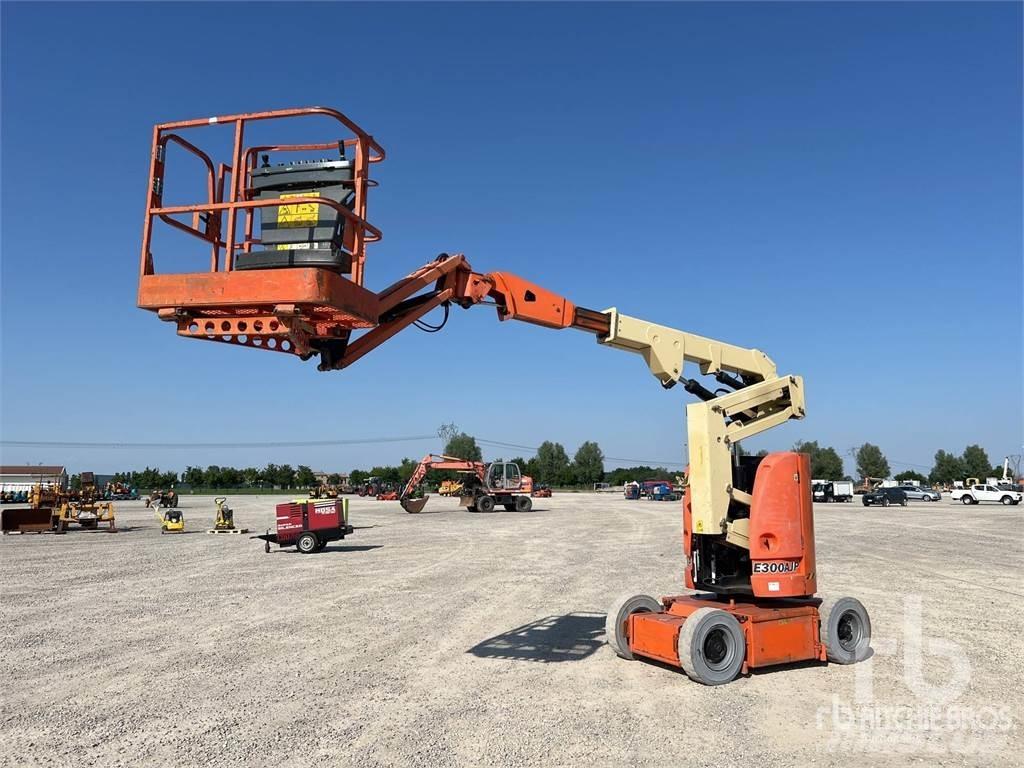JLG E300 AJP Gelenkteleskoparbeitsbühnen