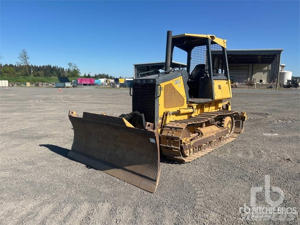 John Deere 650J Bulldozer