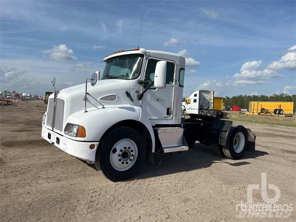 Kenworth T300 Sattelzugmaschinen