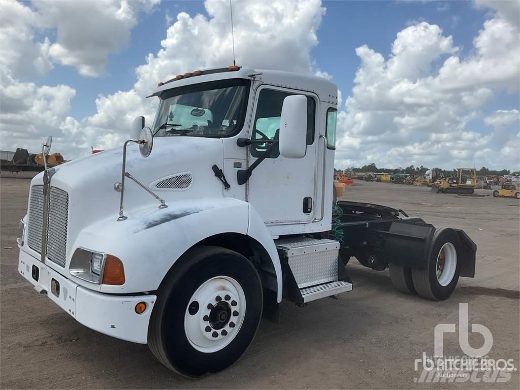 Kenworth T300 Sattelzugmaschinen