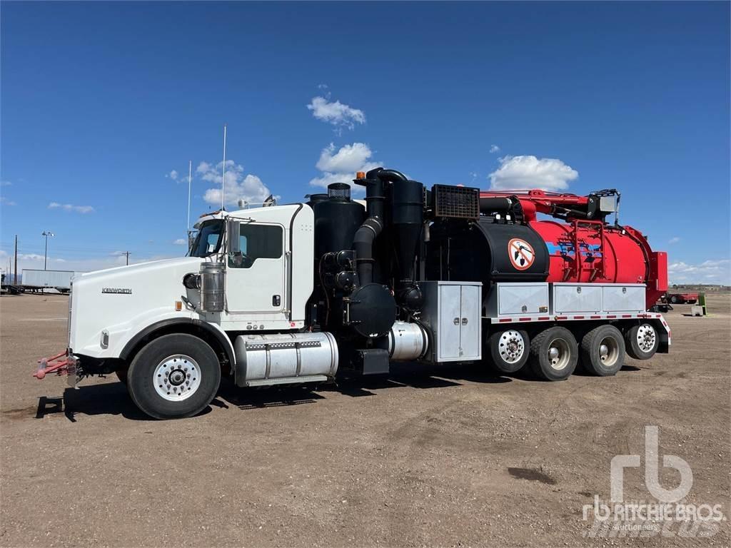 Kenworth T800 Saug- und Druckwagen