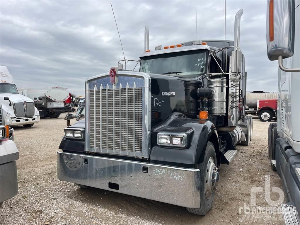 Kenworth W900 Sattelzugmaschinen