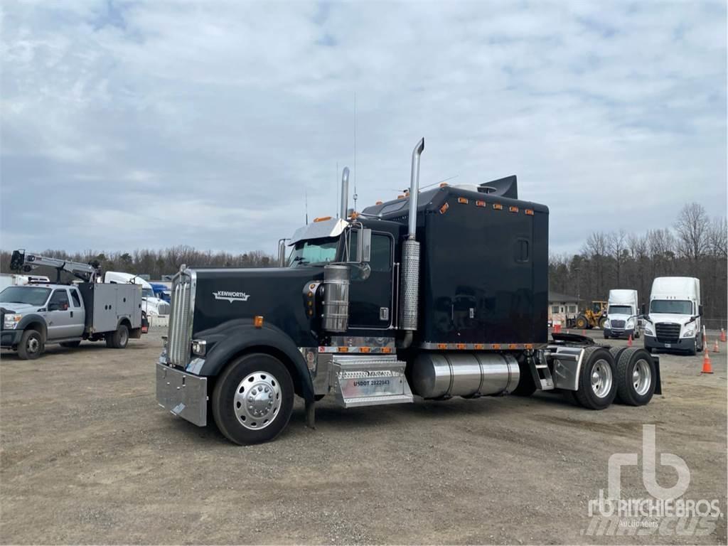 Kenworth W900 Sattelzugmaschinen