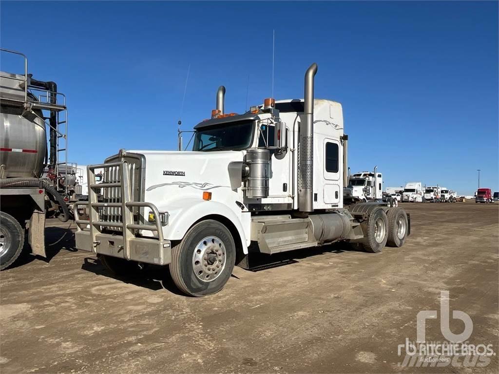 Kenworth W900 Sattelzugmaschinen