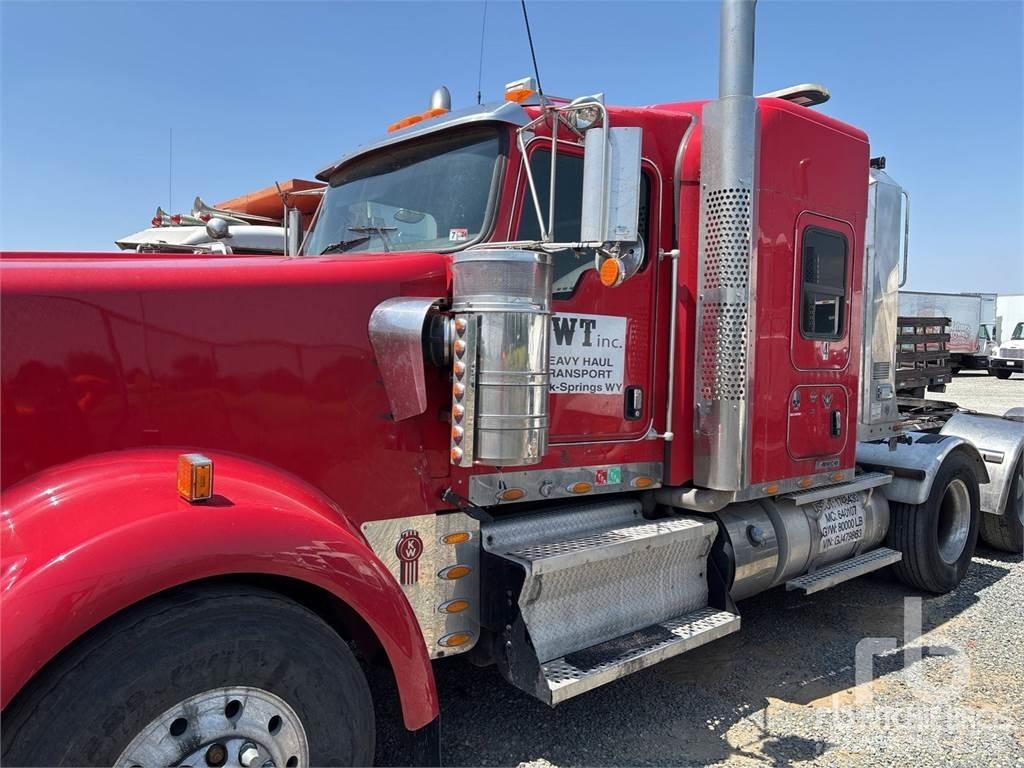 Kenworth W900 Sattelzugmaschinen