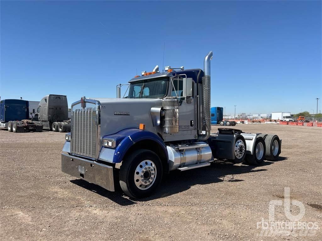 Kenworth W900 Sattelzugmaschinen