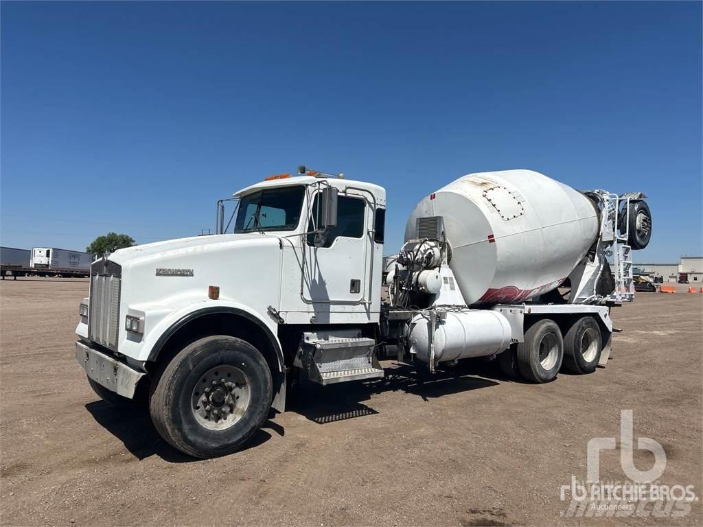 Kenworth W900 Beton-Mischfahrzeuge