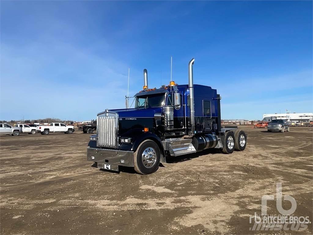 Kenworth W900L Sattelzugmaschinen
