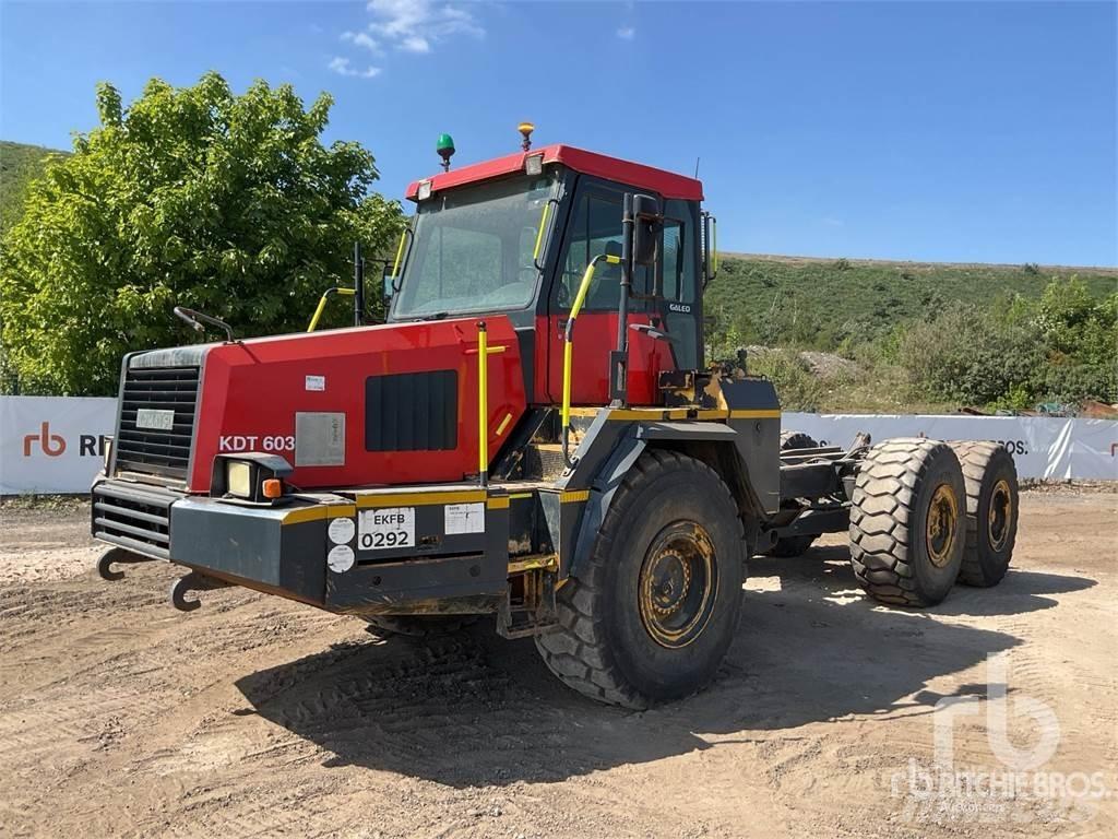 Komatsu HM300-1 Dumper - Knickgelenk
