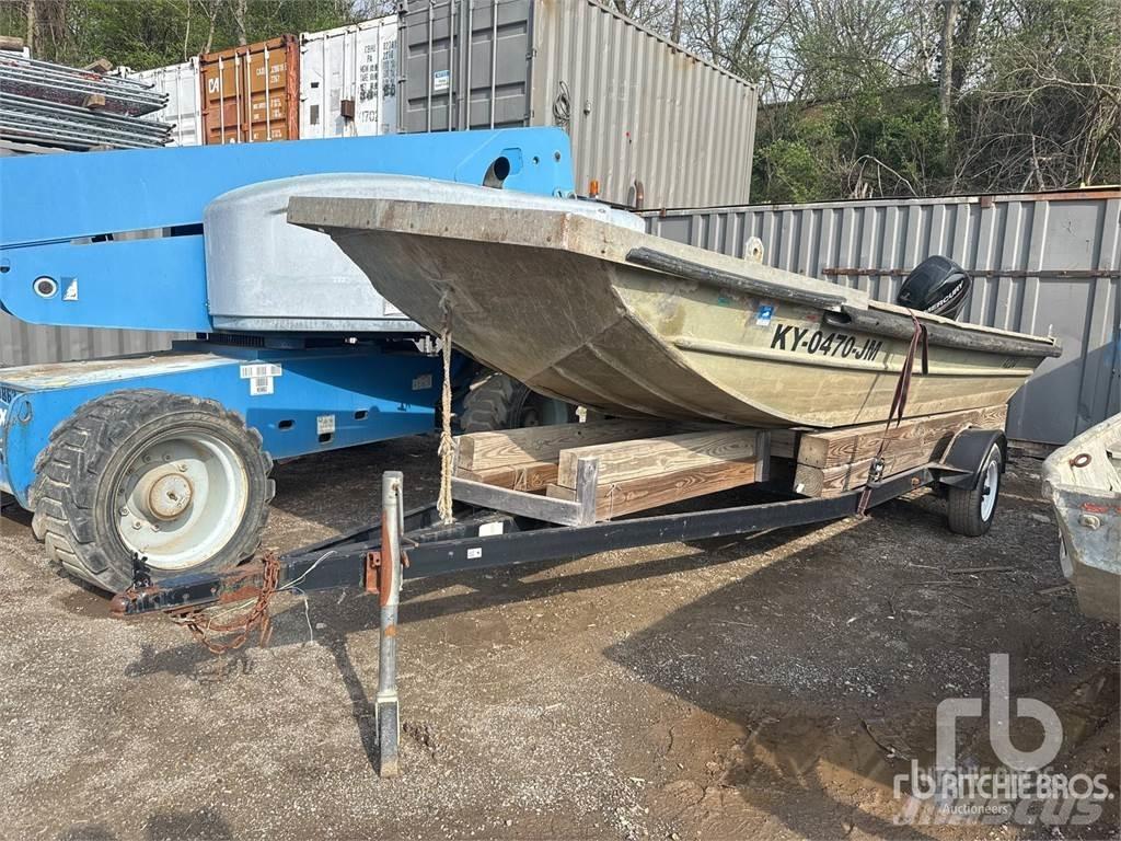 Lowe R1960MT Boote / Prahme