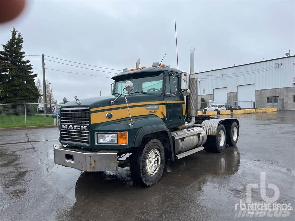 Mack CL713 Sattelzugmaschinen