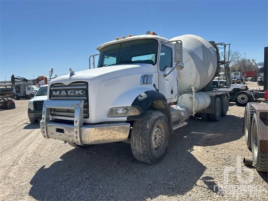 Mack CPT713 Beton-Mischfahrzeuge