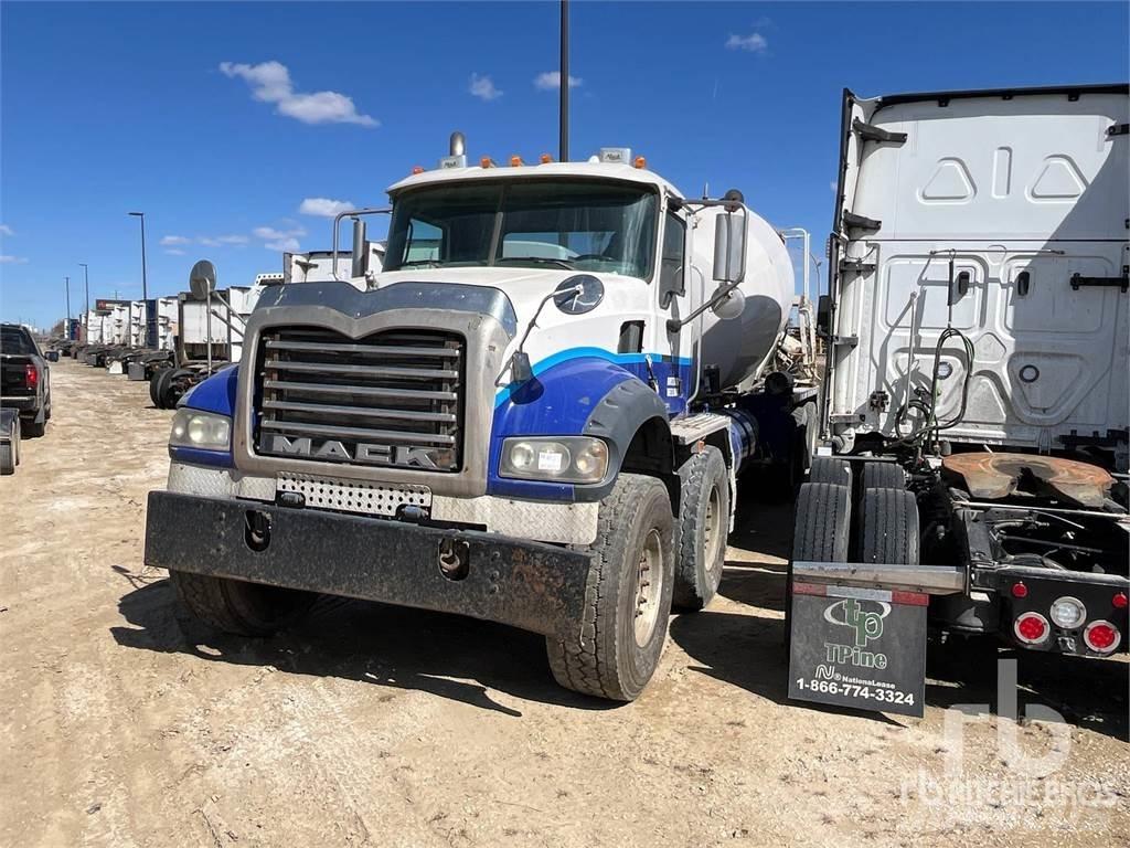 Mack CPT713 Beton-Mischfahrzeuge