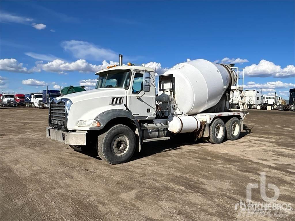 Mack CT713 Beton-Mischfahrzeuge