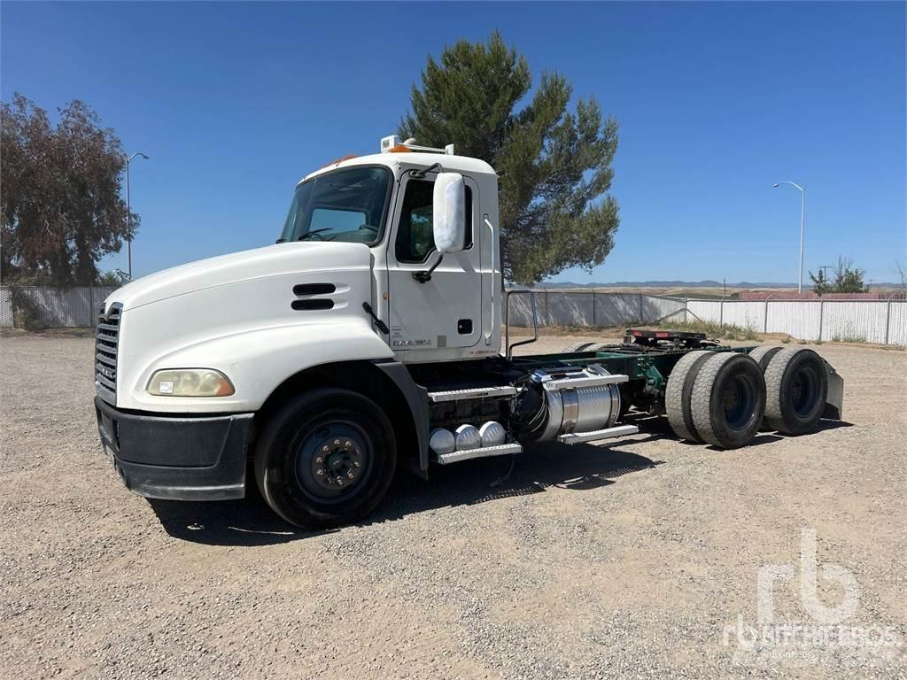 Mack CXU600 Sattelzugmaschinen