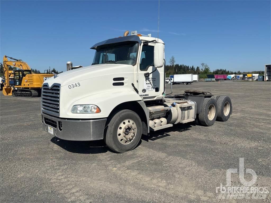 Mack CXU613 Sattelzugmaschinen