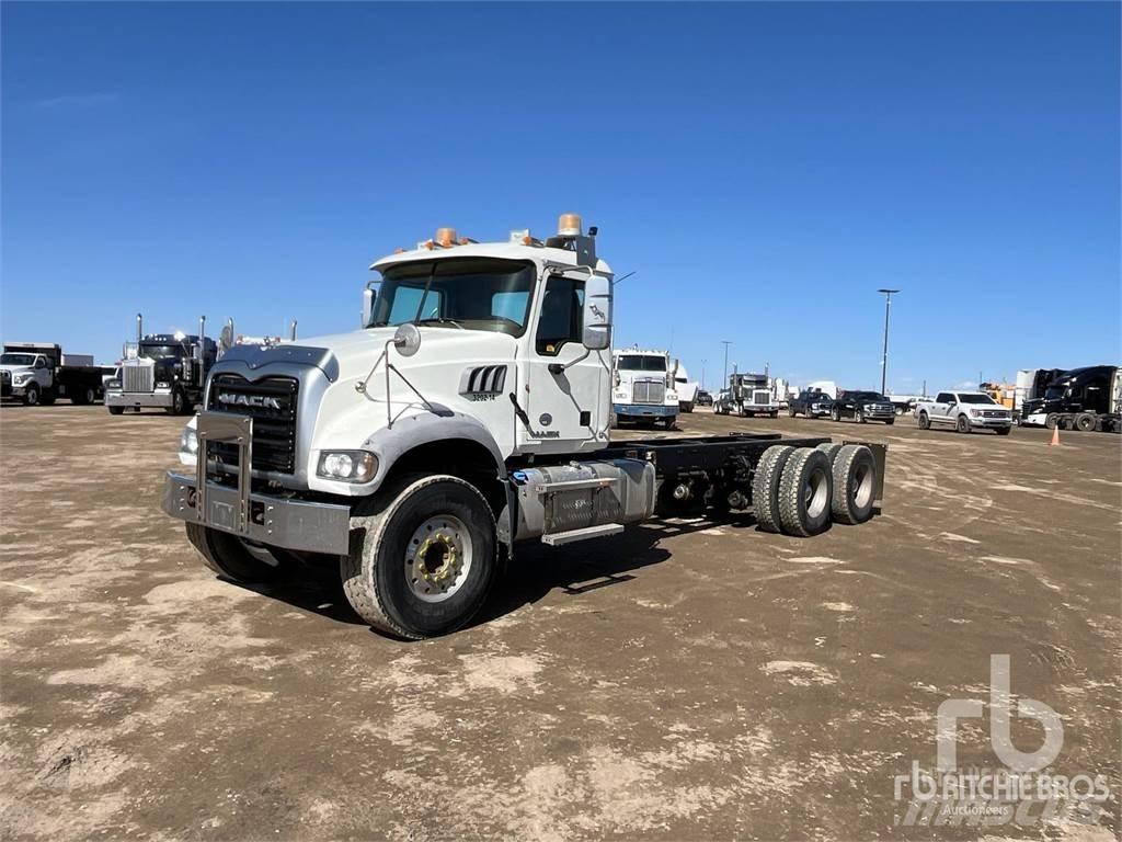 Mack GU433 Wechselfahrgestell