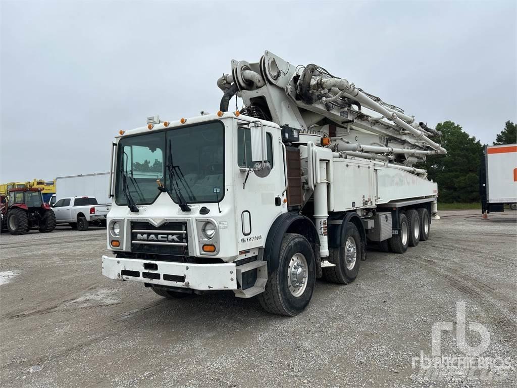 Mack MRU613 Beton-Mischfahrzeuge