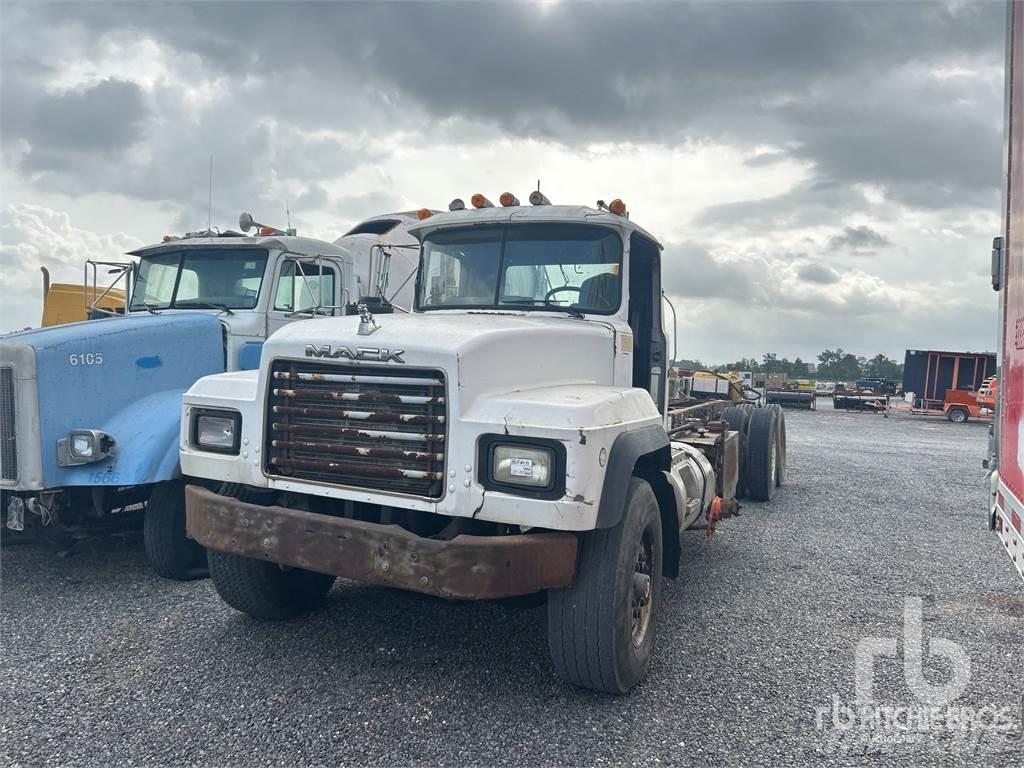 Mack RD688S Wechselfahrgestell