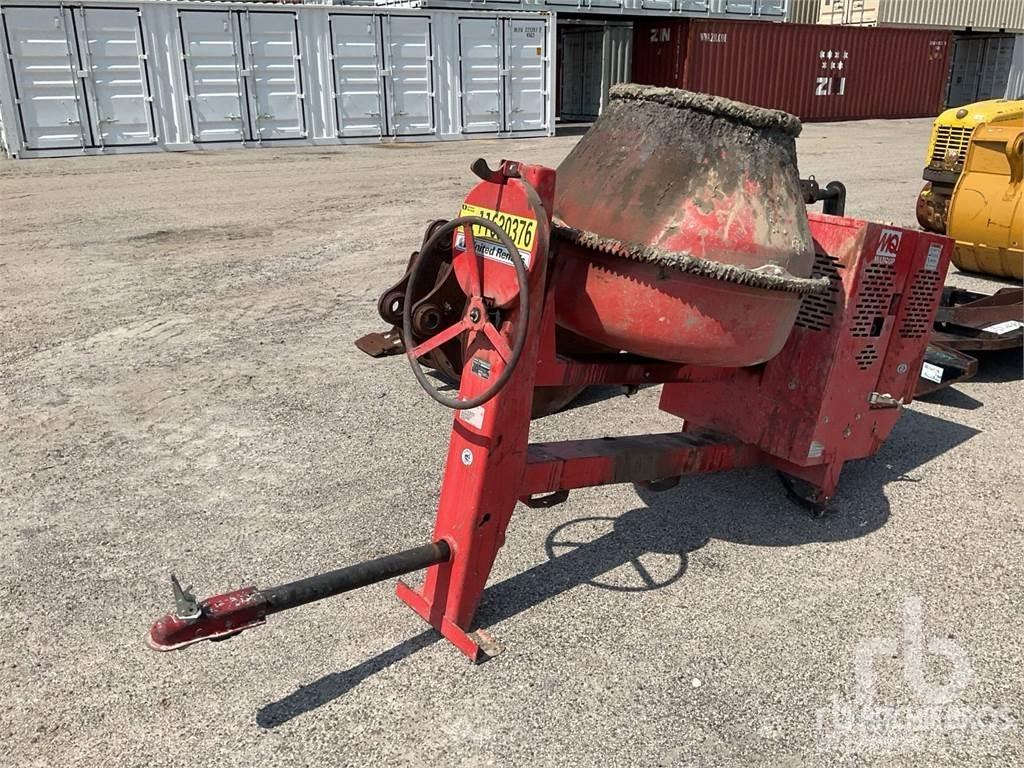MultiQuip 48 in Betonmischer