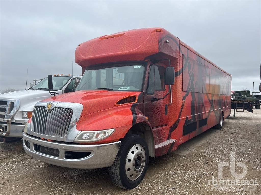 Navistar PC505 Überlandbusse