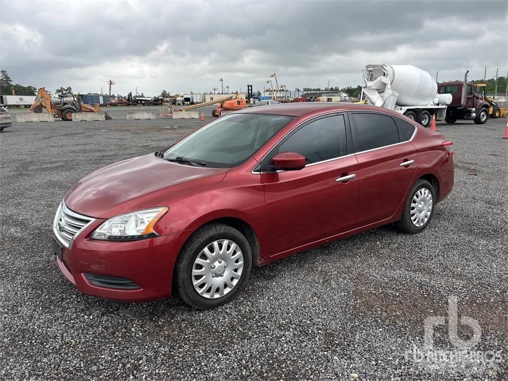 Nissan SENTRA PKWs